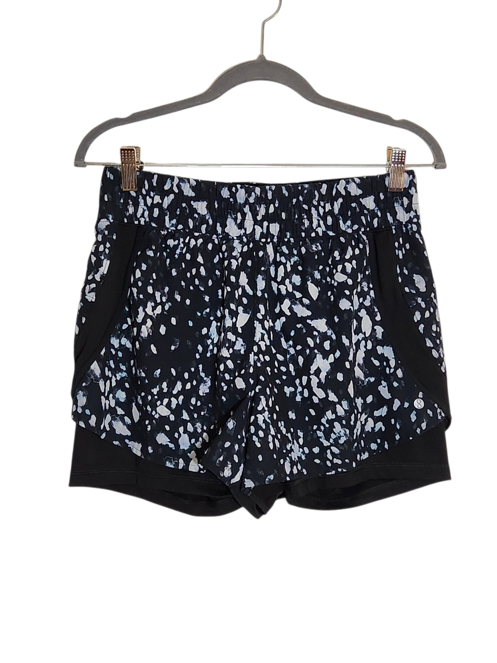 Layer 8 Black and White Graphic Print Athletic Shorts Size Medium